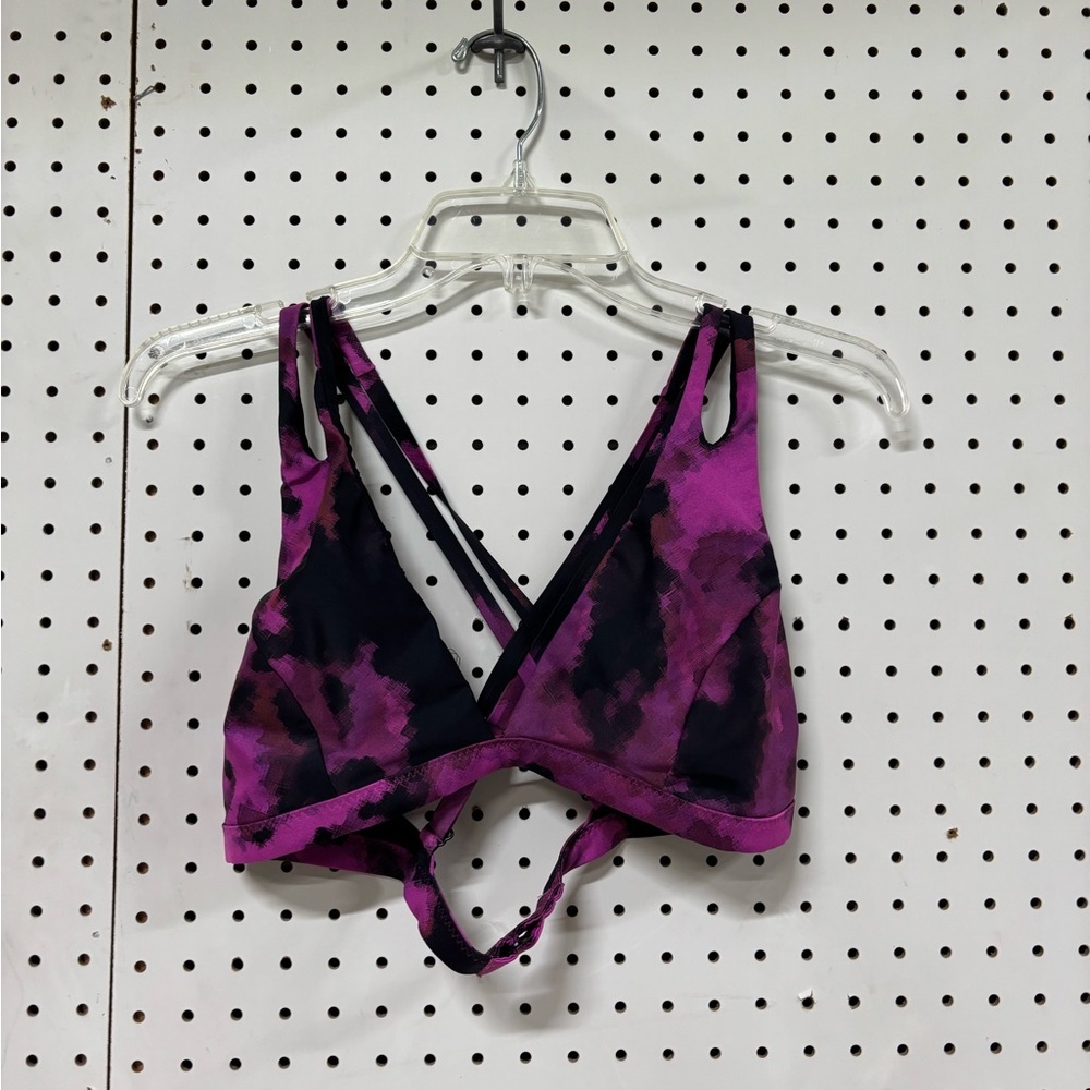 ☘️ lululemon athletica Purple and Black Sports Bra Size 10